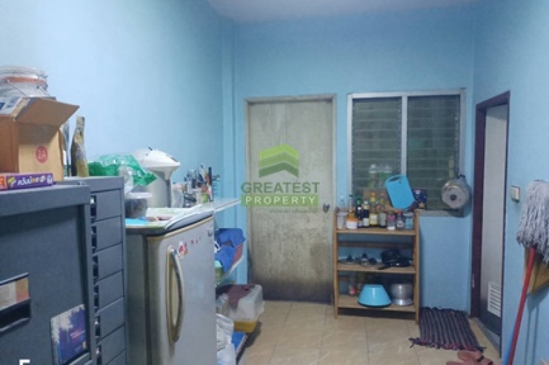 ภายในอาคารพาณิชย์ 3 ชั้น วิโรจน์วิลล์ ถนน 345