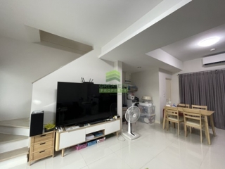 ทาวน์โฮม 2 ชั้น หมู่บ้านวิลลาจจิโอ เพชรเกษม สาย 4
