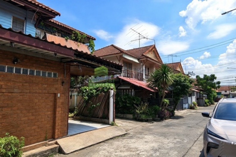ทาวน์เฮ้าส์ 2 ชั้น หมู่บ้านพฤกษา 9 ปทุมธานี