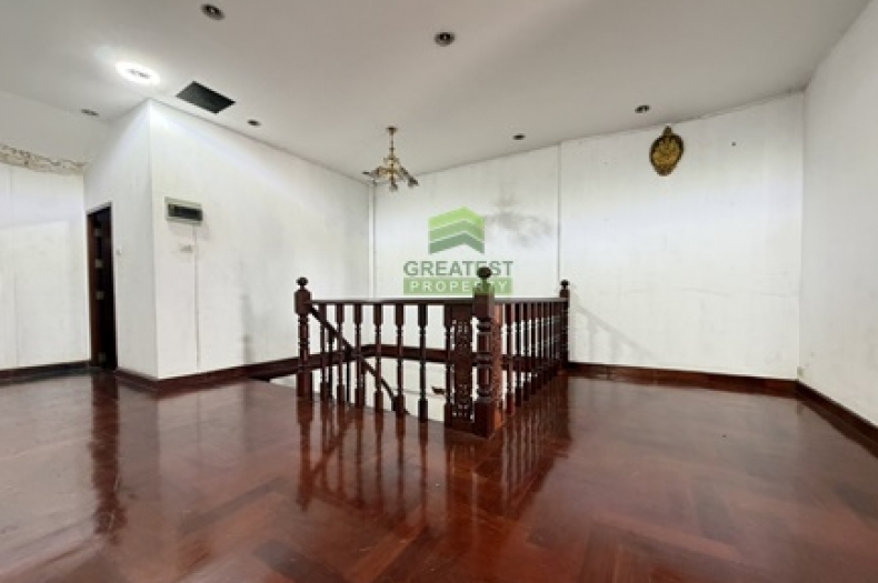ห้องนอนภายในทาวน์เฮ้าส์ปากเกร็ดวิลเลจ