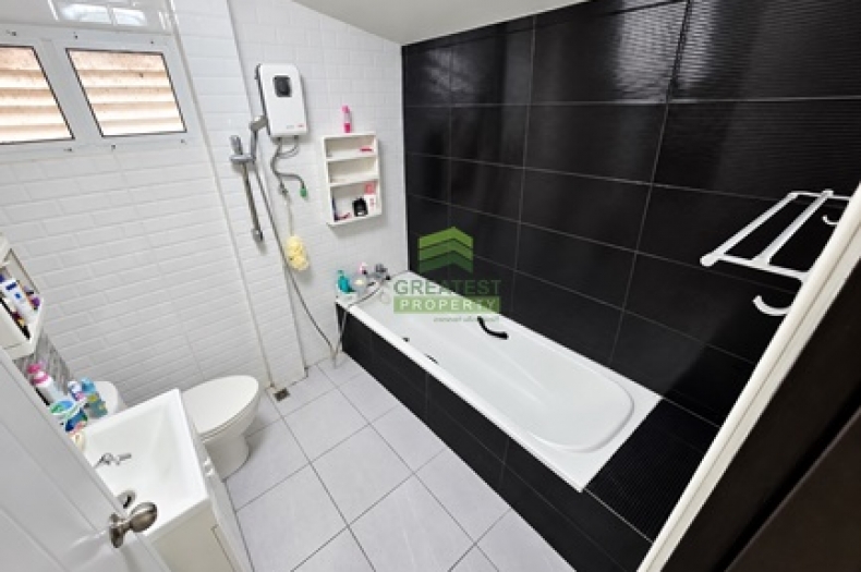 หมู่บ้านลานทอง ติวานนท์ปากเกร็ด