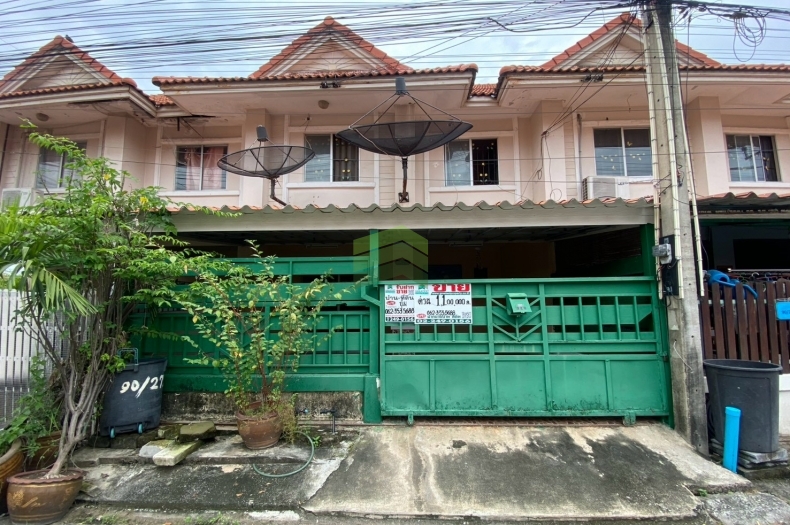 ทาวน์เฮ้าส์ 2 ชั้น หมู่บ้านพฤกษา 36 อ่อนนุช-ลาดกระบัง เนื้อที่ 18 ตารางวา ทำเลดี  